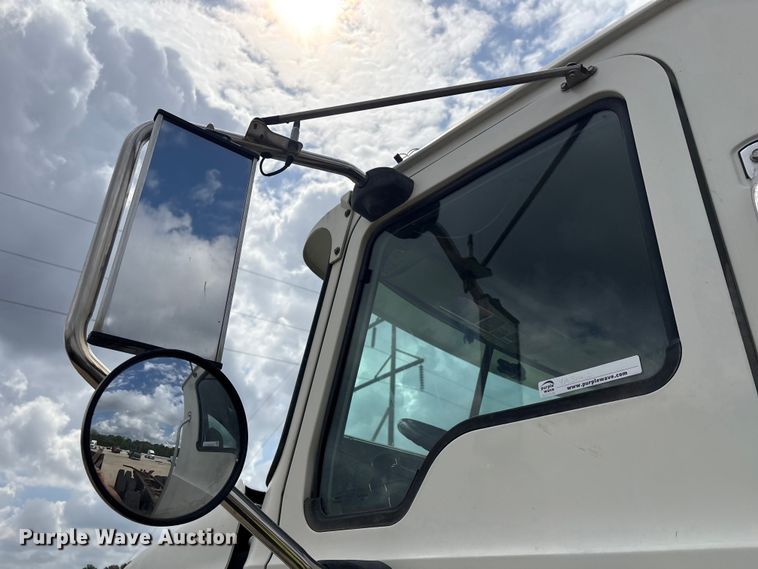 image for item YA3142 2011 Mack GU713 dump truck
