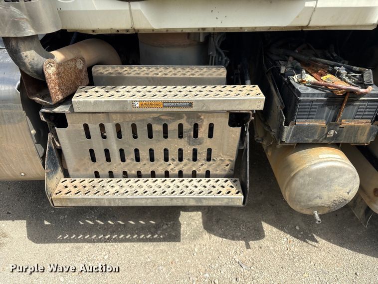 image for item YA3142 2011 Mack GU713 dump truck