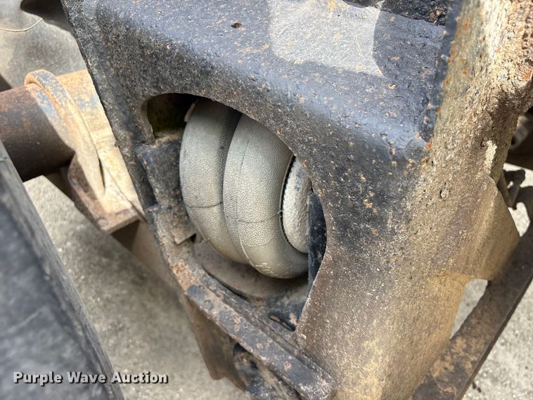 image for item YA3142 2011 Mack GU713 dump truck
