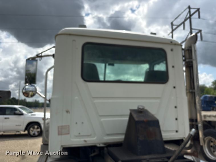 image for item YA3142 2011 Mack GU713 dump truck