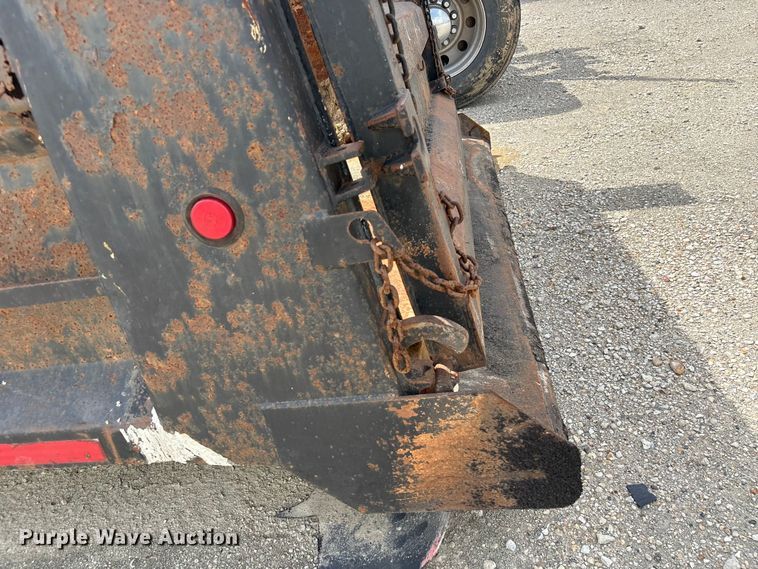 image for item YA3142 2011 Mack GU713 dump truck
