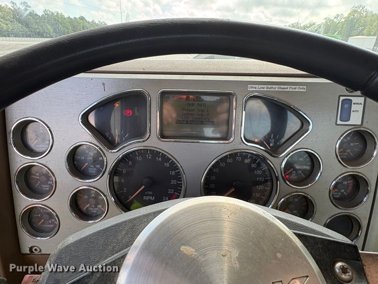 image for item YA3142 2011 Mack GU713 dump truck
