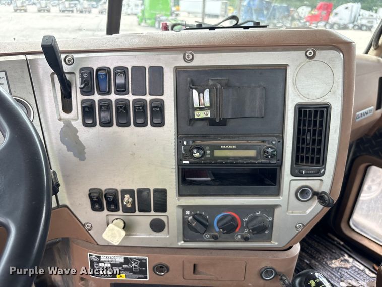 image for item YA3142 2011 Mack GU713 dump truck