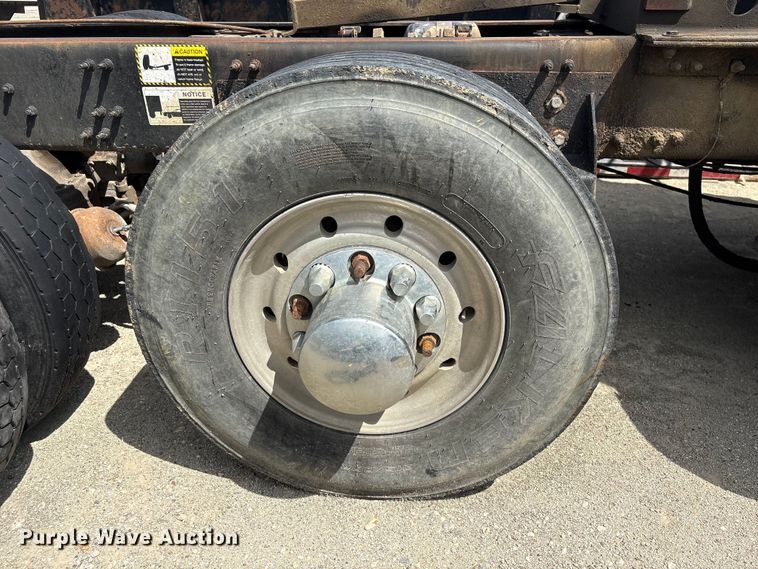 image for item YA3142 2011 Mack GU713 dump truck