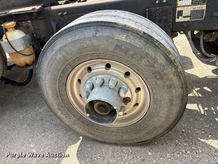 image for item YA3142 2011 Mack GU713 dump truck