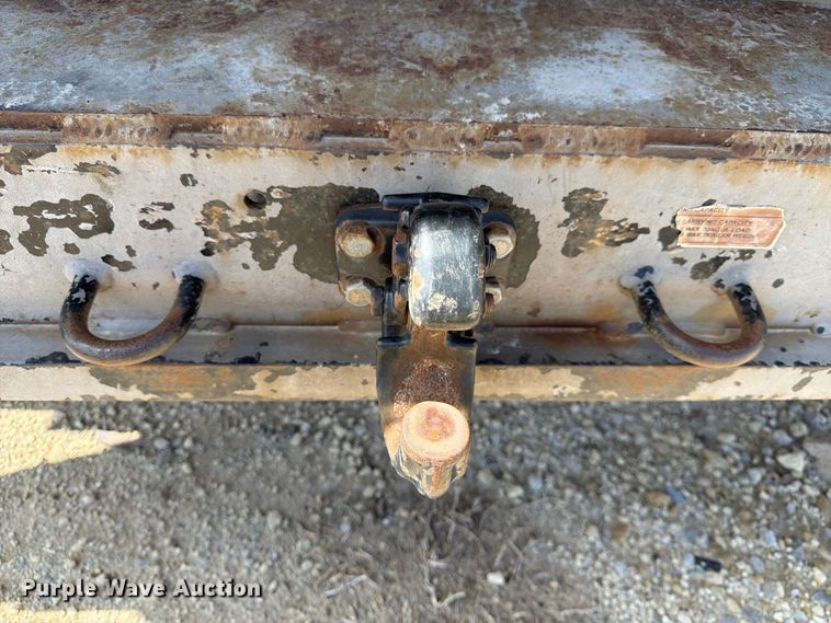 image for item YA3286 2015 Ford F750 Super Duty chipper truck