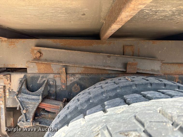 image for item YA3286 2015 Ford F750 Super Duty chipper truck