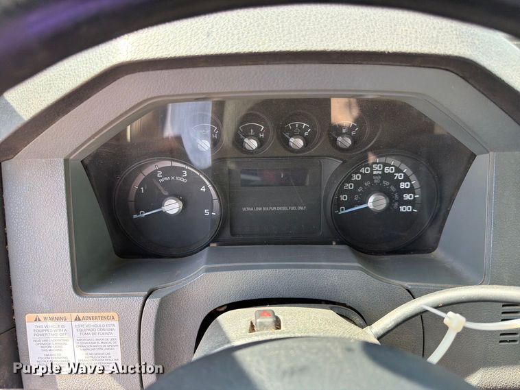 image for item YA3286 2015 Ford F750 Super Duty chipper truck