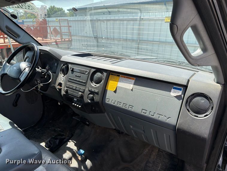 image for item YA3286 2015 Ford F750 Super Duty chipper truck