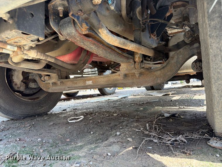 image for item YA3286 2015 Ford F750 Super Duty chipper truck