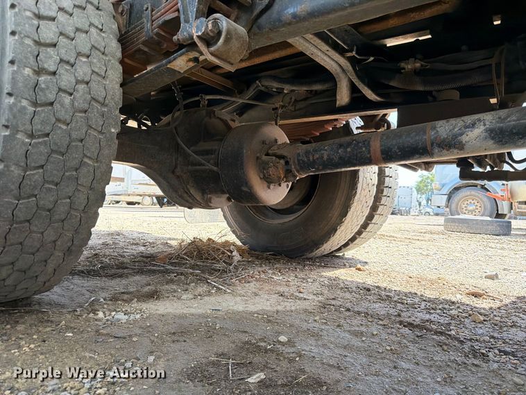 image for item YA3286 2015 Ford F750 Super Duty chipper truck