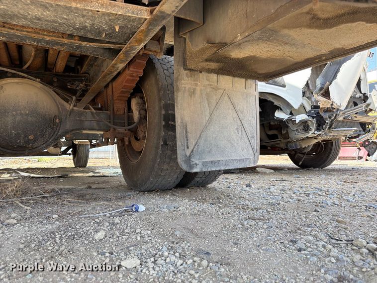image for item YA3286 2015 Ford F750 Super Duty chipper truck