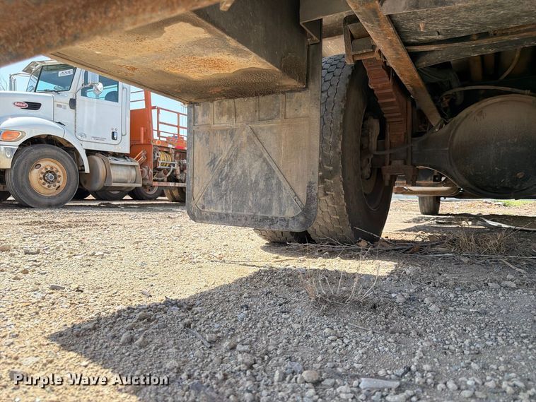 image for item YA3286 2015 Ford F750 Super Duty chipper truck
