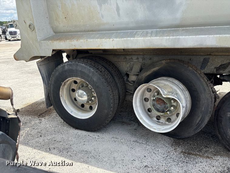 image for item YA3490 2024 Peterbilt 567 dump truck