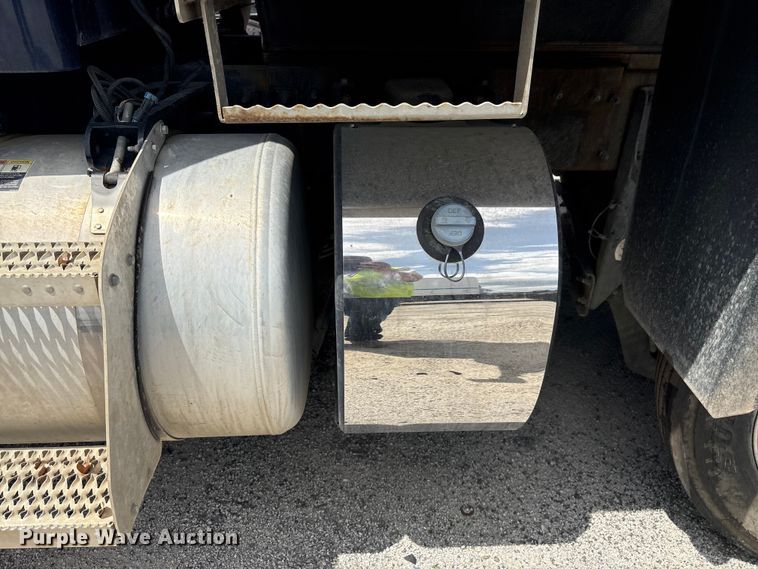image for item YA3490 2024 Peterbilt 567 dump truck