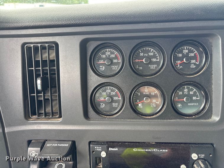 image for item YA3490 2024 Peterbilt 567 dump truck