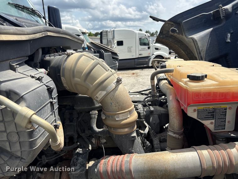 image for item YA3490 2024 Peterbilt 567 dump truck