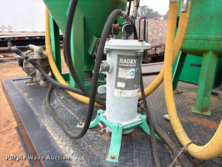 image for item YA3719 2021 Dustless Blasting sand blasting trailer