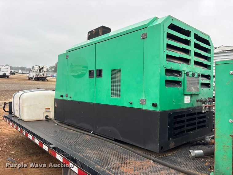 image for item YA3719 2021 Dustless Blasting sand blasting trailer