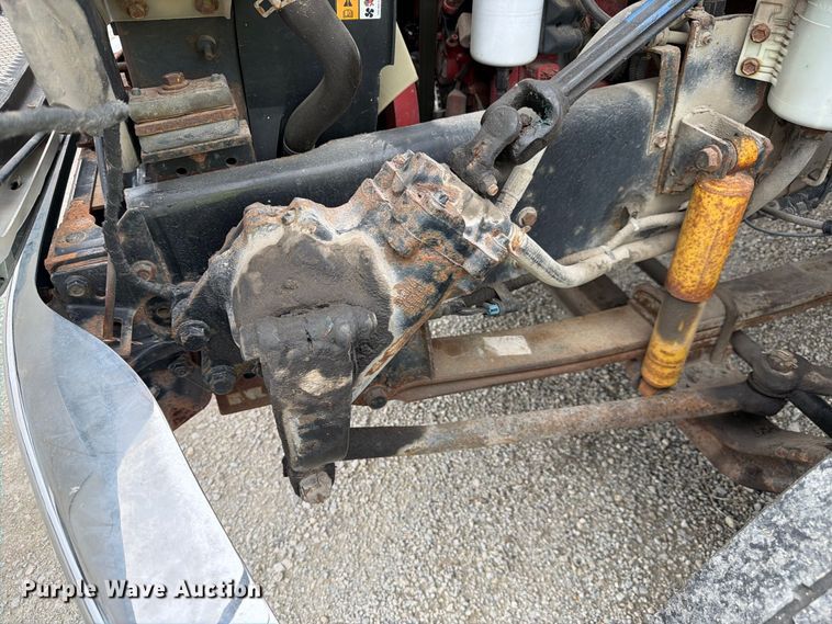 image for item YA3900 2010 Ford F750 Super Duty chipper truck