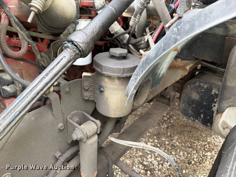 image for item YA3904 2010 Ford F750 Super Duty chipper truck