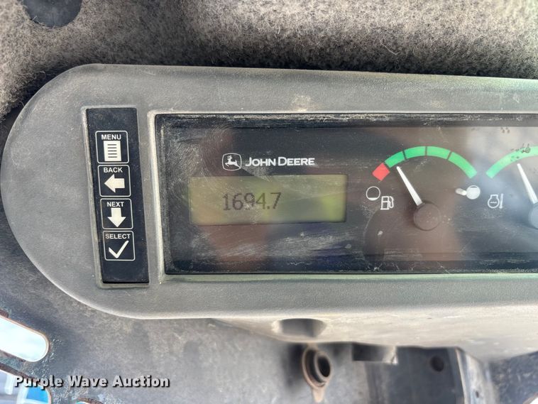 image for item YA3918 2018 John Deere 324E skid steer loader
