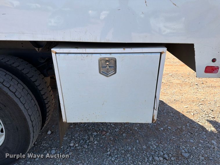 image for item YA4107 2020 Freightliner Business Class M2 forestry bucket truck