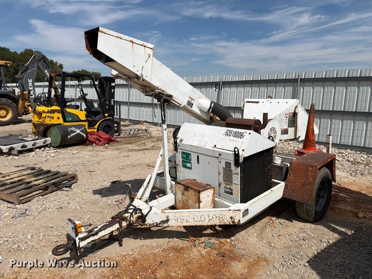 2009 Altec WC126 wood chipper