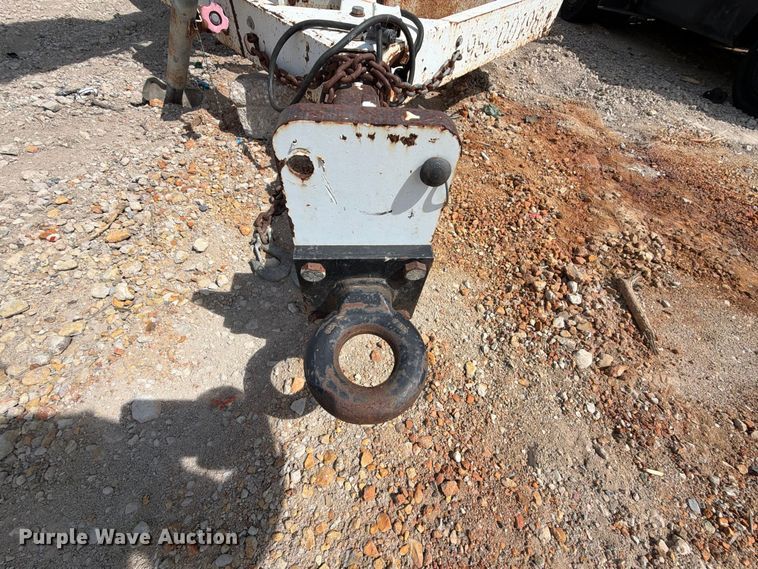 image for item YA4393 2009 Altec WC126 wood chipper