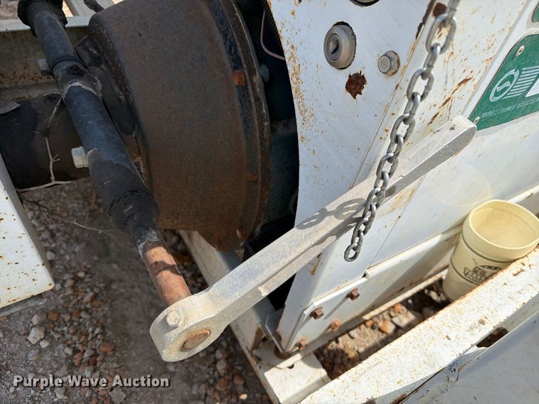 image for item YA4393 2009 Altec WC126 wood chipper