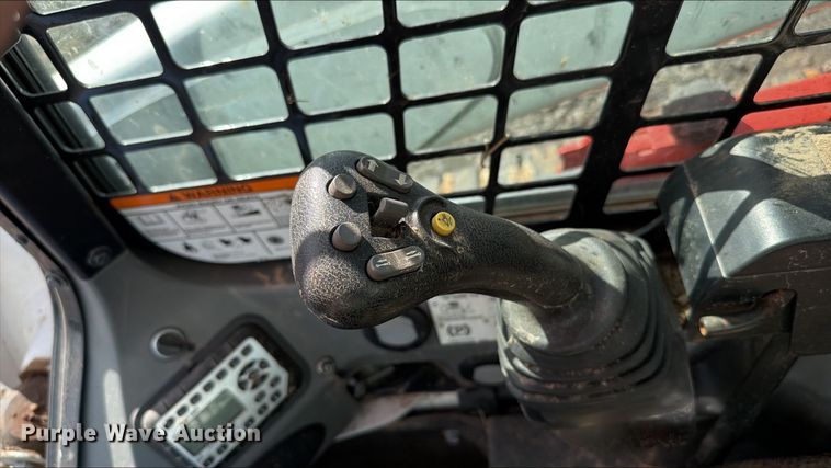 image for item YA4520 2022 Bobcat T770 tracked skid steer loader