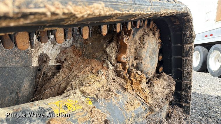 image for item YA4520 2022 Bobcat T770 tracked skid steer loader