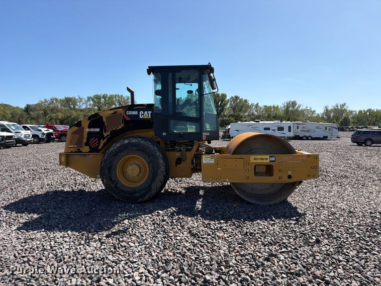 image for item YA4576 2019 Caterpillar CS56B single drum vibratory roller