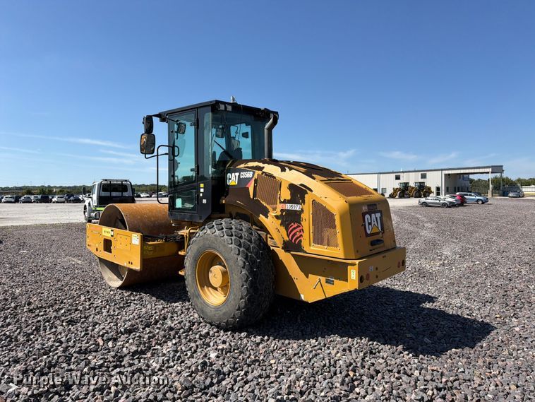 image for item YA4576 2019 Caterpillar CS56B single drum vibratory roller