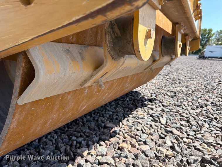 image for item YA4576 2019 Caterpillar CS56B single drum vibratory roller