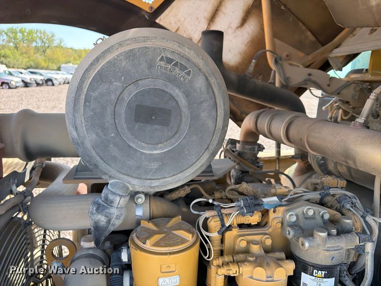 image for item YA4576 2019 Caterpillar CS56B single drum vibratory roller