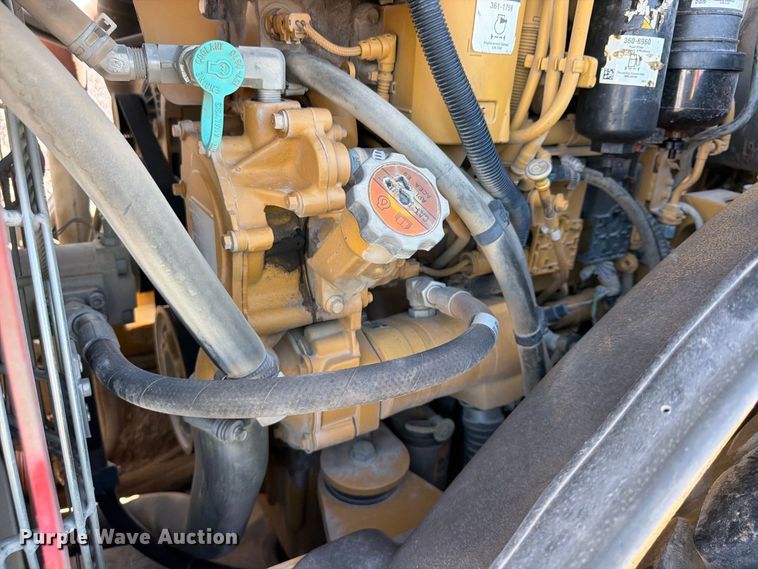 image for item YA4576 2019 Caterpillar CS56B single drum vibratory roller