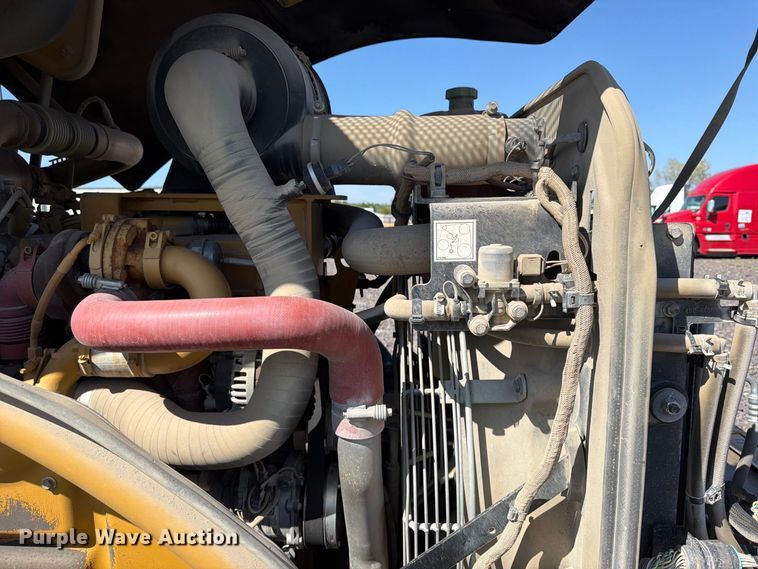 image for item YA4576 2019 Caterpillar CS56B single drum vibratory roller