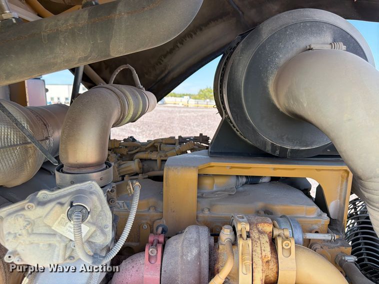 image for item YA4576 2019 Caterpillar CS56B single drum vibratory roller