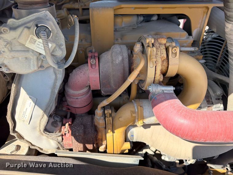 image for item YA4576 2019 Caterpillar CS56B single drum vibratory roller