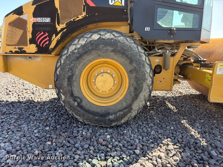image for item YA4576 2019 Caterpillar CS56B single drum vibratory roller
