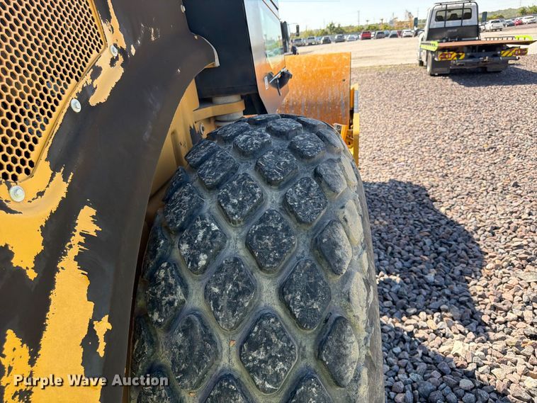 image for item YA4576 2019 Caterpillar CS56B single drum vibratory roller