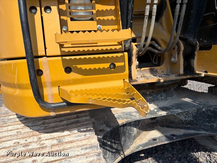 image for item YA4577 2019 Caterpillar 335FL CR excavator