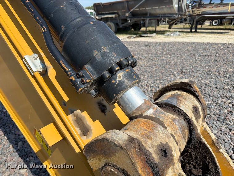 image for item YA4577 2019 Caterpillar 335FL CR excavator