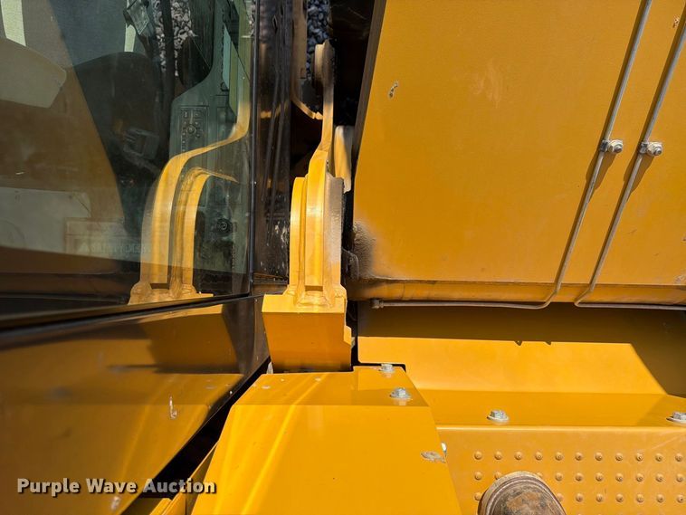 image for item YA4577 2019 Caterpillar 335FL CR excavator