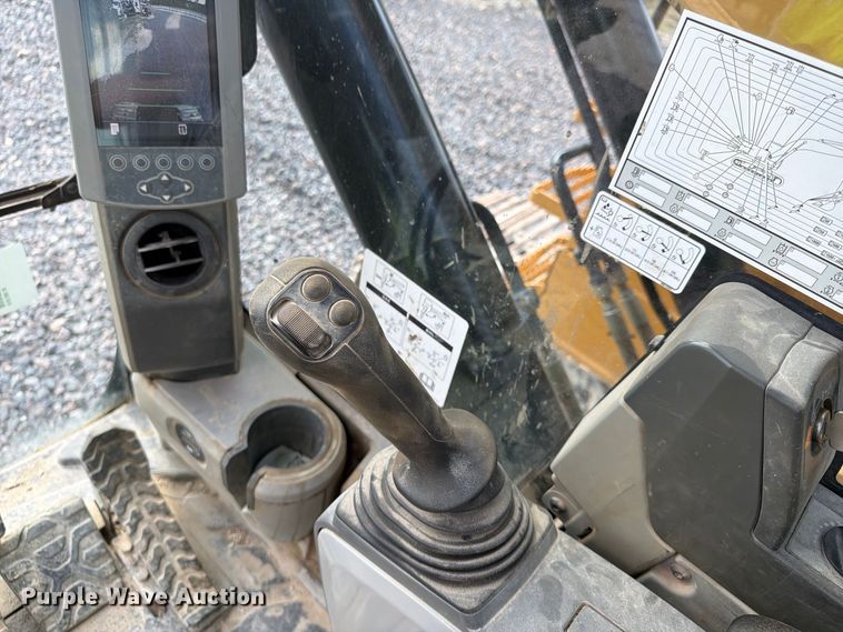 image for item YA4577 2019 Caterpillar 335FL CR excavator