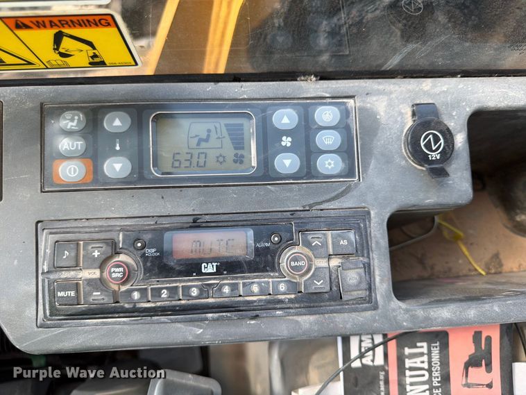 image for item YA4577 2019 Caterpillar 335FL CR excavator