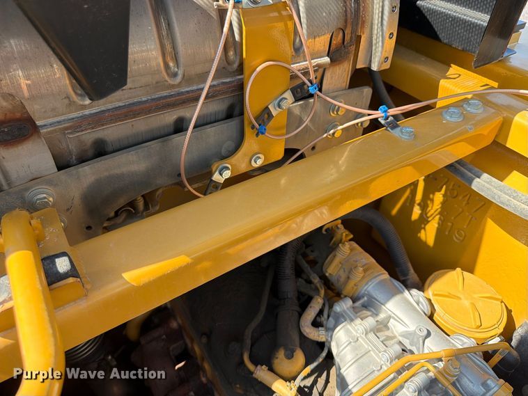 image for item YA4577 2019 Caterpillar 335FL CR excavator