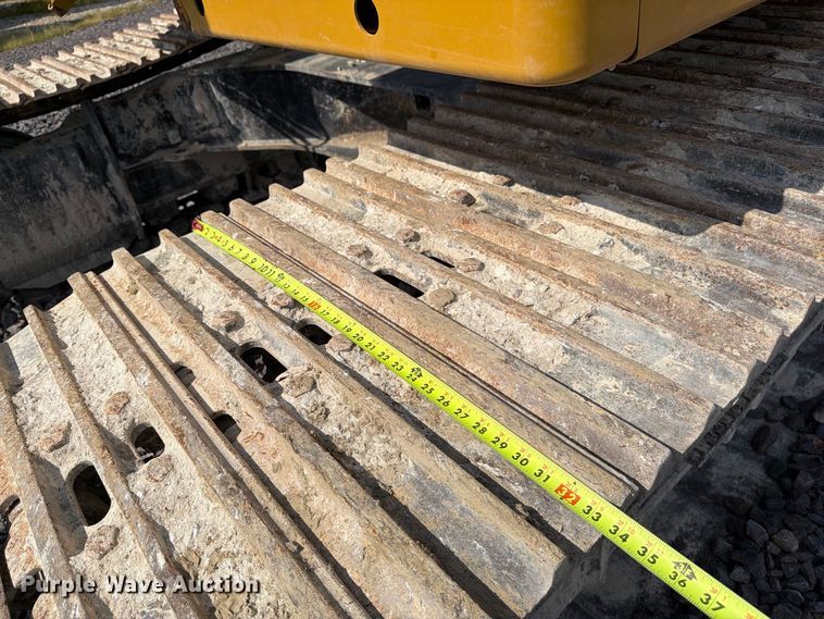 image for item YA4577 2019 Caterpillar 335FL CR excavator