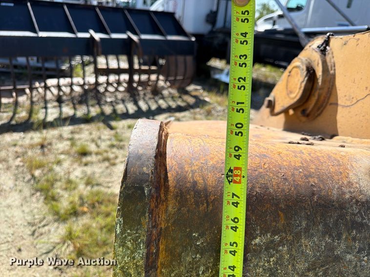 image for item YA4578 Rockland excavator rock bucket